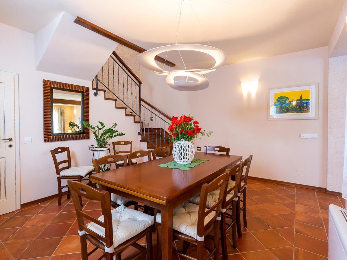 Montižana Villa Salvea With Heated Pool מראה חיצוני תמונה